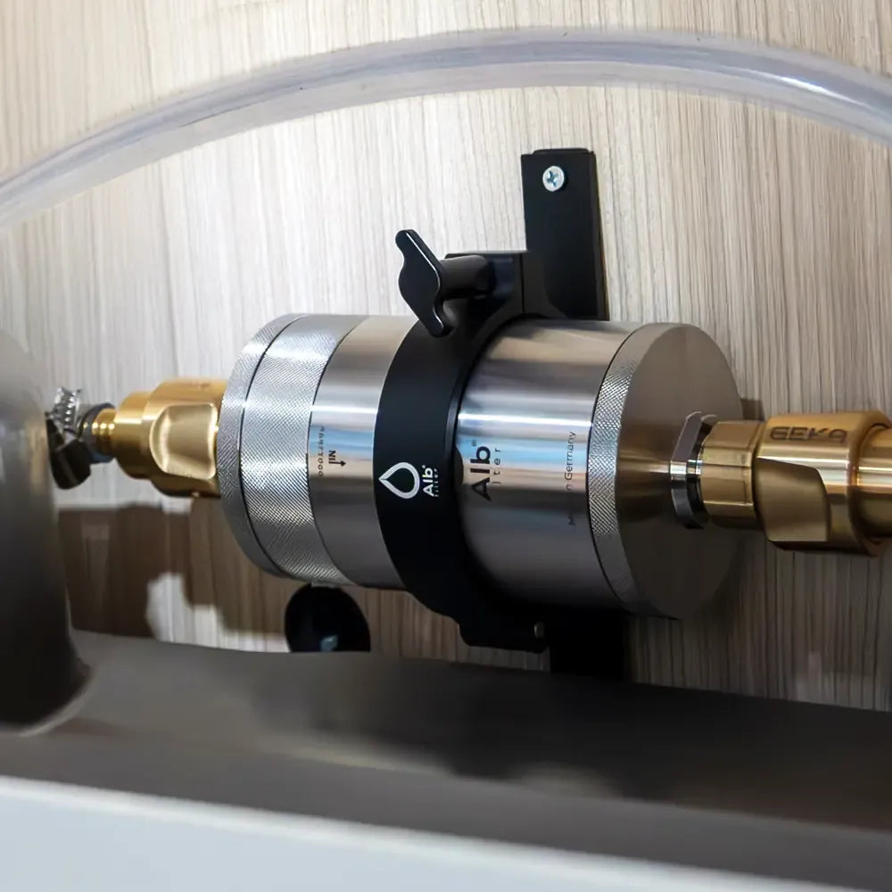 Alb Filter Travel Protect - Festverbaut mit Wandhalterung